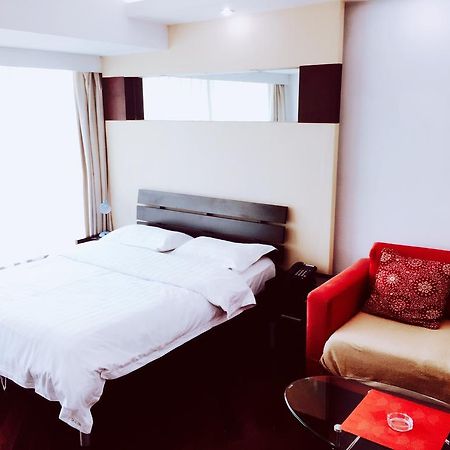 Shanghai Skiline World Union Service Apartment Esterno foto